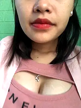 Snapshot of Pege-nii chatting on January 8, 2026, 5:24 am Pege-nii online show from January 8, 2026, 5:24 am