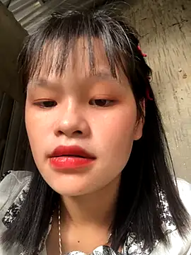 Snapshot of Pege-nii chatting on December 19, 2025, 6:27 am Pege-nii online show from December 19, 2025, 6:27 am