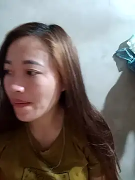 little-effy online show from March 28, 2026, 10:49 am