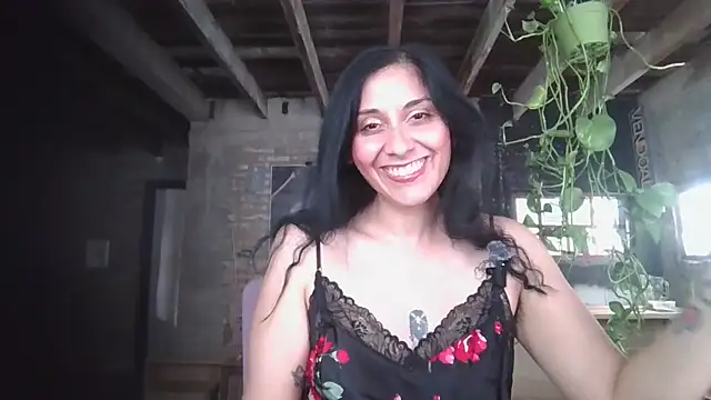 DommeVioleta online show from July 13, 2026, 5:34 pm