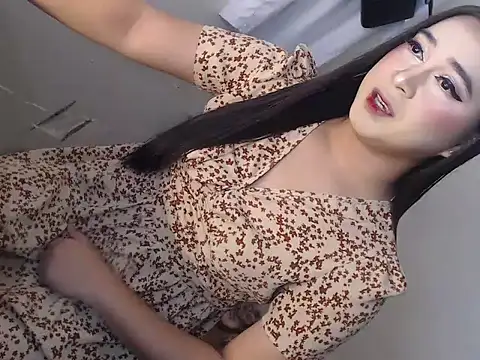 camelastarsairo online show from January 11, 2026, 5:47 am