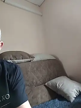 Sashabikros online show from April 11, 2026, 1:24 am