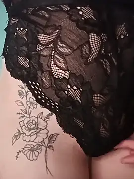 soylulita07 online show from April 8, 2026, 5:20 am