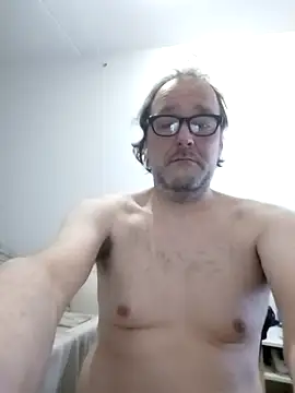 Olivassl22 online show from February 17, 2026, 6:05 pm