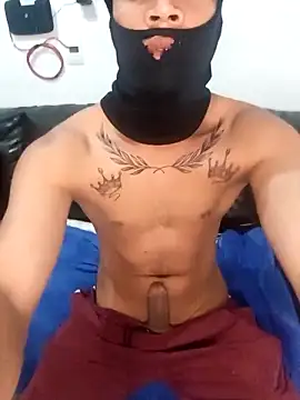 Alexanderreal23 online show from February 18, 2026, 7:17 am