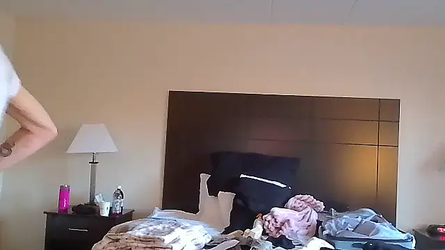 AskAveryAnything online show from March 1, 2026, 11:16 pm