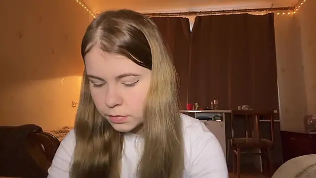 MaevAmy online show from January 12, 2026, 11:50 am