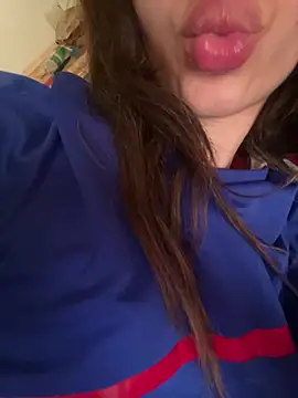 yasmina2020 online show from July 31, 2026, 11:31 am