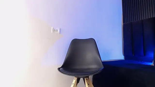 SmoothAlpha  online show from February 26, 2026, 2:39 pm