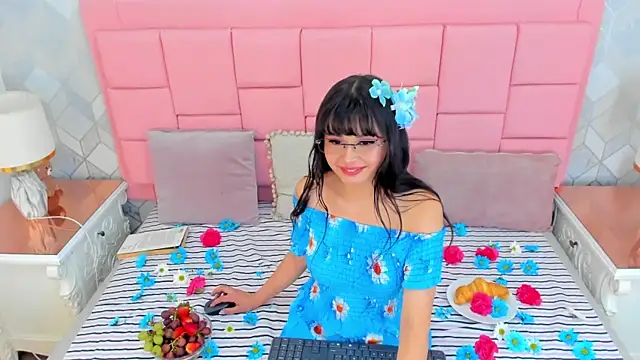 scarlett vixen7 online show from January 14, 2026, 9:07 pm