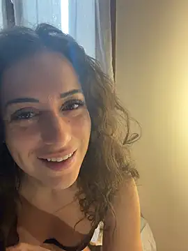 CoquineCharmeuse online show from March 22, 2026, 1:01 pm