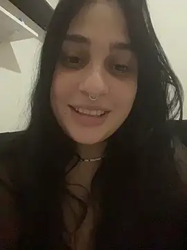 pudizinhaa  online show from April 1, 2026, 6:38 pm