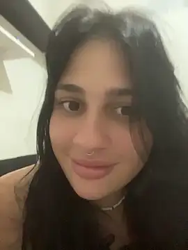 Snapshot of pudizinhaa_ chatting on May 7, 2026, 8:07 am pudizinhaa online show from May 7, 2026, 8:07 am