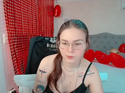 Snapshot of lexalove_doll chatting on February 15, 2026, 4:02 am lexalove doll online show from February 15, 2026, 4:02 am