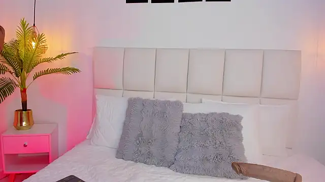  Stephany lee online show from February 5, 2026, 5:25 am