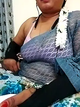 Snapshot of Palkova12 chatting on February 26, 2026, 7:03 pm Palkova12 online show from February 26, 2026, 7:03 pm