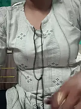 teena-11 online show from March 15, 2026, 4:36 pm