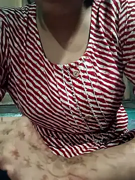 teena-11 online show from May 13, 2026, 5:53 pm