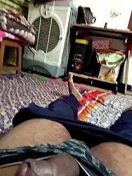 Snapshot of loki-king-143 chatting on February 13, 2026, 5:18 am loki-king-143 online show from February 13, 2026, 5:18 am