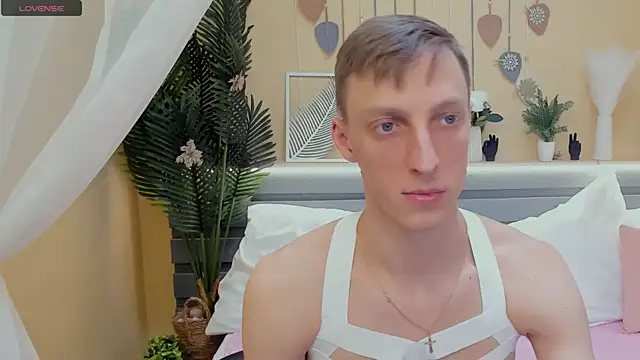 Snapshot of tommy_cabrio chatting on January 15, 2026, 4:21 pm tommy cabrio online show from January 15, 2026, 4:21 pm