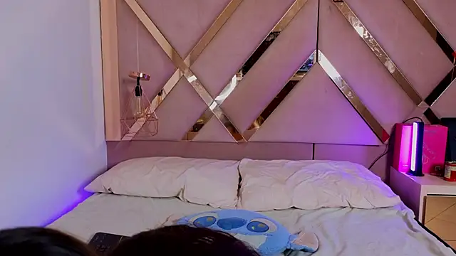 Stephanny Blush online show from March 27, 2026, 7:59 pm