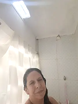 Snapshot of cari75 chatting on February 6, 2026, 9:33 pm cari75 online show from February 6, 2026, 9:33 pm