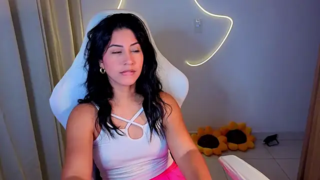 Snapshot of chloebum_ chatting on January 19, 2026, 11:03 am chloebum online show from January 19, 2026, 11:03 am