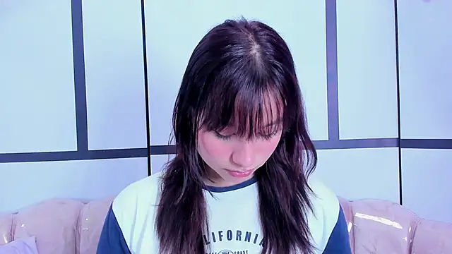 lovequinn mjs online show from December 19, 2025, 8:00 pm