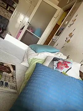 csikar online show from March 22, 2026, 2:40 pm