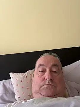 csikar online show from April 14, 2026, 6:51 am