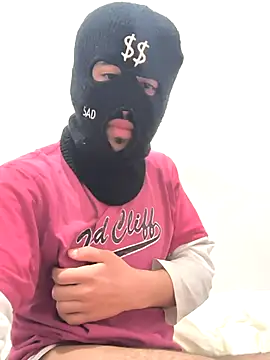 twinkarabboy online show from March 11, 2026, 10:48 pm