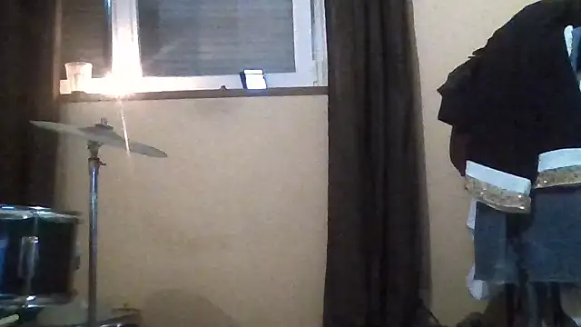 JoyesexyBM online show from April 27, 2026, 1:36 am