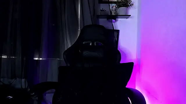 Snapshot of kota_cullenn chatting on February 12, 2026, 5:56 pm kota cullenn online show from February 12, 2026, 5:56 pm