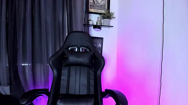 Snapshot of kota_cullenn chatting on February 9, 2026, 7:34 pm kota cullenn online show from February 9, 2026, 7:34 pm