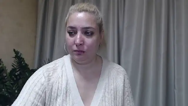 sweetpussy13 online show from November 5, 2025, 7:22 am