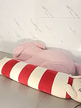 lavi-cute online show from April 10, 2026, 9:49 am