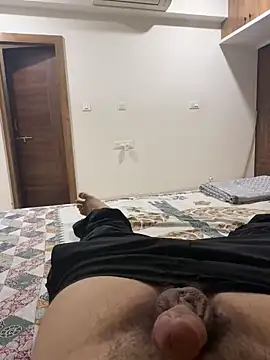 sam07422 online show from March 29, 2026, 9:44 am