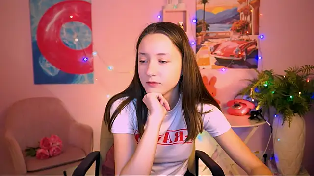 LuluPatterson online show from December 21, 2025, 3:52 am