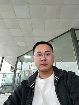 Snapshot of battman4488 chatting on February 5, 2026, 9:49 am battman4488 online show from February 5, 2026, 9:49 am