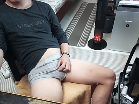 Snapshot of battman4488 chatting on February 9, 2026, 3:15 am battman4488 online show from February 9, 2026, 3:15 am