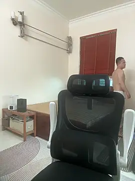 Snapshot of battman4488 chatting on March 3, 2026, 2:40 am battman4488 online show from March 3, 2026, 2:40 am