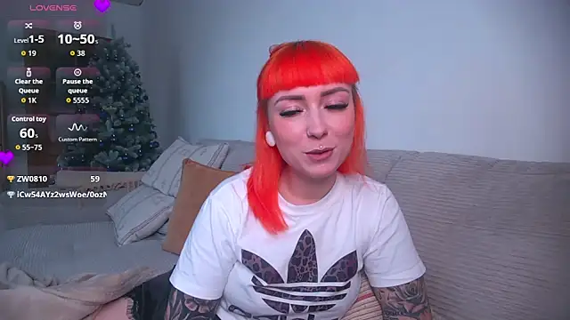 Snapshot of ScarletVixenLive chatting on January 9, 2026, 2:13 pm ScarletVixenLive online show from January 9, 2026, 2:13 pm