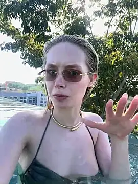 SunnyShiney online show from February 12, 2026, 8:58 am