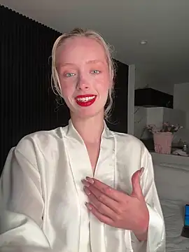 SunnyShiney online show from February 14, 2026, 1:44 pm