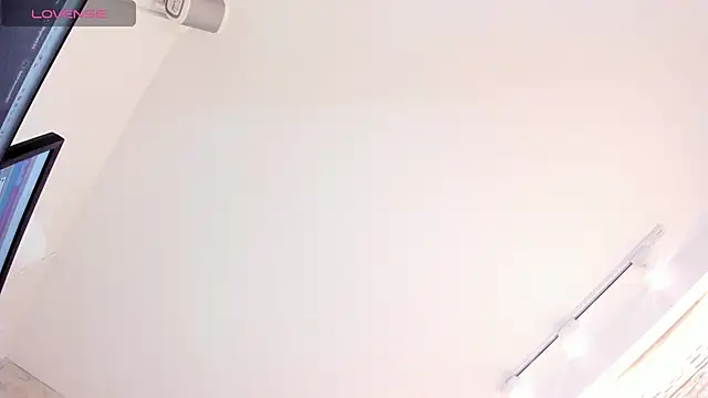 Snapshot of chloe_cortez chatting on February 3, 2026, 11:04 am chloe cortez online show from February 3, 2026, 11:04 am