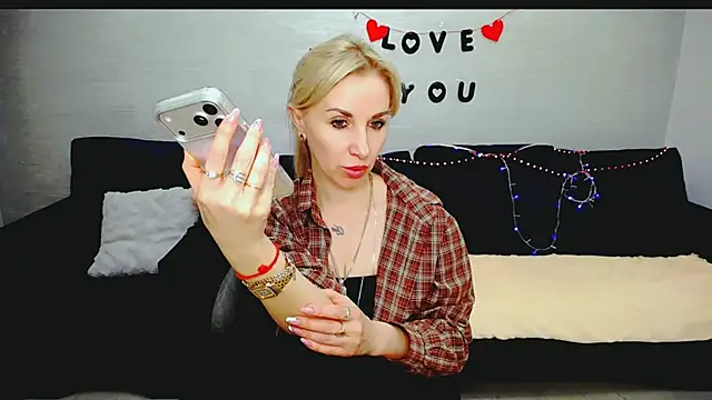 Hanna--Sweet online show from May 7, 2026, 3:04 pm