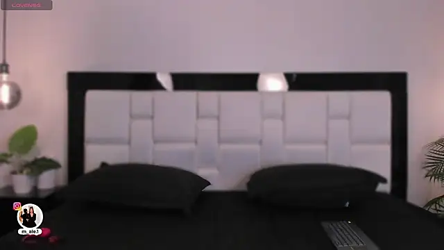 Snapshot of Avy_rose chatting on February 27, 2026, 12:27 pm Avy rose online show from February 27, 2026, 12:27 pm