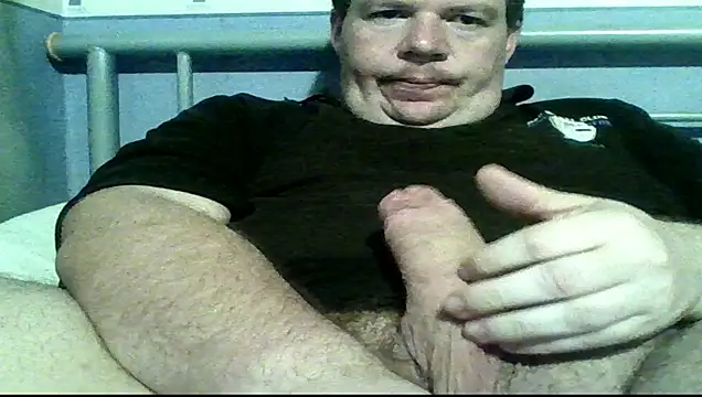 mrhardcock12 online show from February 13, 2026, 3:23 pm