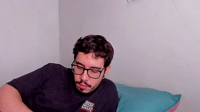 SexyViolet  online show from December 17, 2025, 4:12 pm