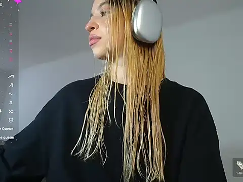 alina lee online show from December 14, 2025, 8:58 pm